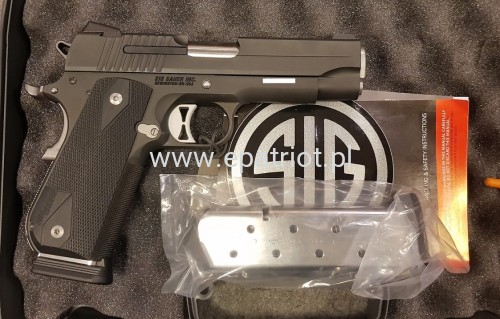 Pistolet Sig Sauer 1911 Fastback Nightmare Carry kal. 45ACP