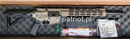 Karabinek Diamondback DB15CCML300FDE kal. 300 AAC Blackout