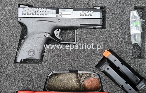Pistolet CZ P-10 M kal. 9x19mm
