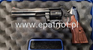 Rewolwer Smith & Wesson 586 BLACK kal. 357MAG