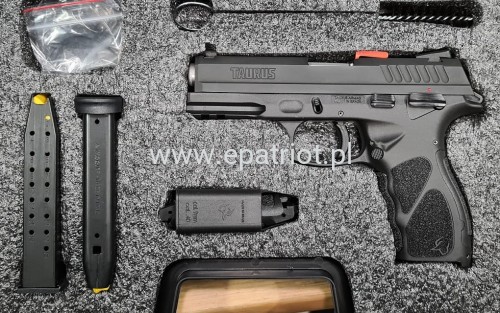 Pistolet TAURUS TH9 kal. 9mm
