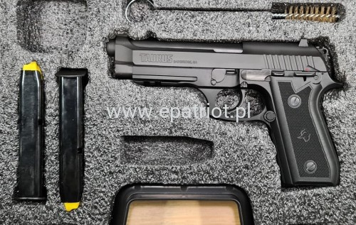 Pistolet TAURUS 92 Black kal. 9mm