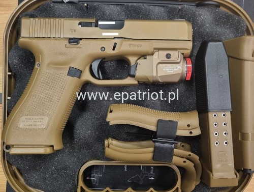 Pistolet Glock 19x COMBO Z LATARKĄ STREAMLIGHT