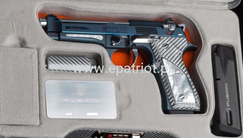 Pistolet Beretta 92 FUSION BLUE Limitowana kal. 9x19mm